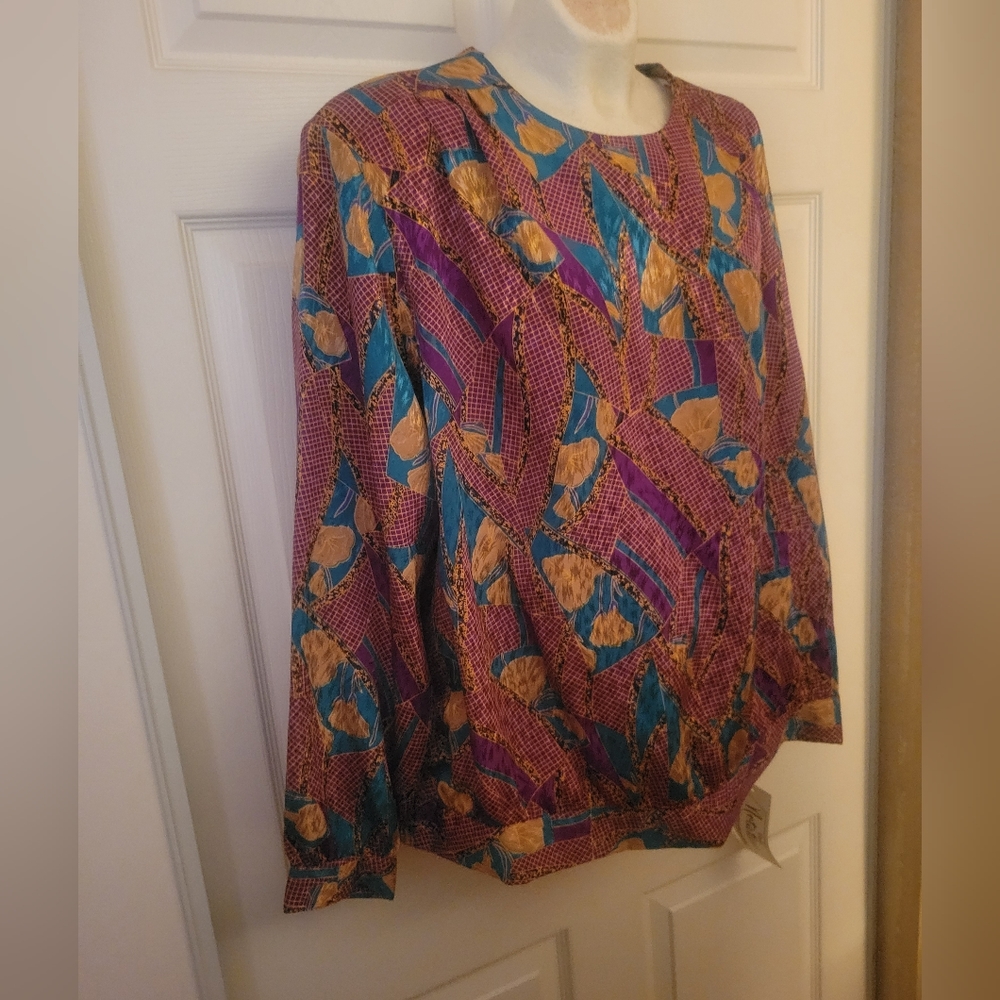 🚩Summer Sale🚩Notations Vintage Multi Colored NWT Plus Blouse